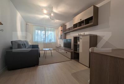 Apartament cu 2 camere decomandat, mobilat în Central