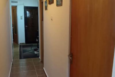 Vanzare ap 3 cam et 3/8 intersectie Sebastian cu Cal Rahovei Bucuresti sector 5 - 5