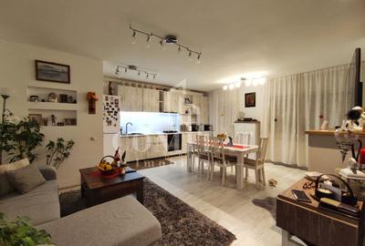 Apartament cu 2 camere semidecomandat, mobilat în Florești