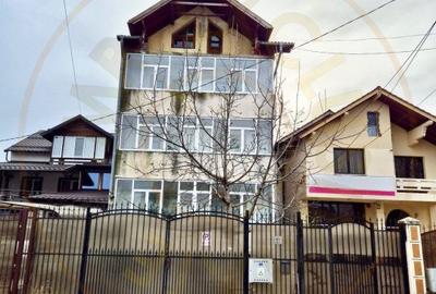 Casă individuală cu 12 camere în Exercițiu