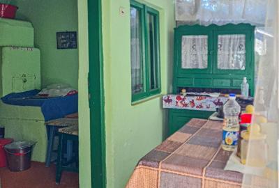 Teren intravilan 2100mp + casa + anexe 29.000 euro - 7