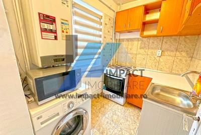 Garsoniera cu centrala termica, situata intre Ciuperca si Spitalul1, pe bulevard - 1