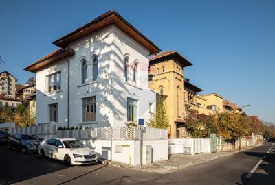 Arhitectură interbelică reinterpretată contemporan - 36