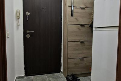 Garsonieră cochetă, poziție excelentă – aproape de metrou și tramvai 41 - 1