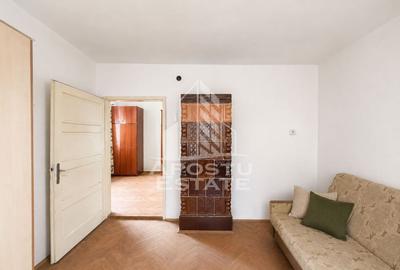 Casa 2 camere individuala de vanzare in Carani | Toate utilitatile | - 2