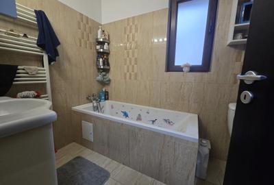 Apartament pe 2 niveluri,et.1+mansarda,3 dormitoare,2 bai,Popas Pacurari: 160956 - 8