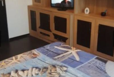 Garsonieră decomandată în Far