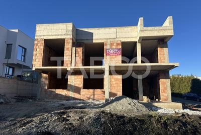 Vila premium Cisnadioara – panorama piscina infinity si teren 485 mp - 10