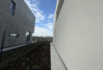 CASA| VILA INDIVIDUALA | LUX| COM 0% | 5 CAM| PROPRIETAR| NOU ! CURTE - 37