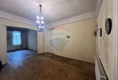 Casă interbelică de închiriat – Str. Barbu Văcărescu nr. 33 - 29