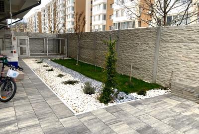 Apartament cu 3 camere decomandat, mobilat în Central