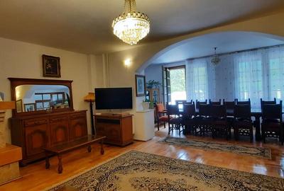 Vila pensiune, zona superba, Busteni, Zamora, acces usor, comision 0!!!!! - 4