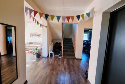 Mosnita Noua - Casa individuala cu 5 camere in zona Castelului Royal - 8