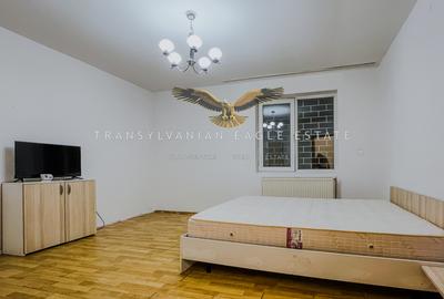 Garsonieră decomandată, mobilată în Gheorgheni