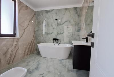 Casa Valea Lupului,4 camere,2 bai,Incalzire pard,Canalizare,0% Comision - 12