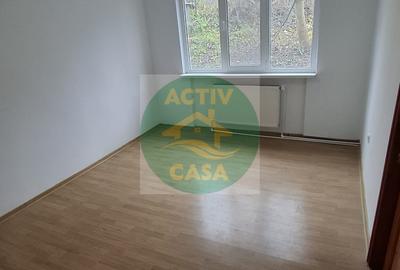 Apartament 2 camere, decomandat, zona Scoala nr. 11, Roman Neamt - 6
