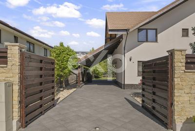 Refugiu urban în București: vilă elegantă, grădină matură și finisaje de lux - 4