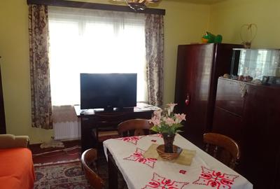 Vand casa in Deva, zona ultracentrala, compusa din 2 corpuri unite, - 5