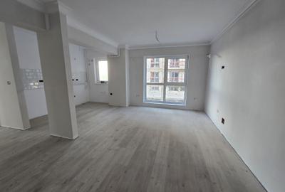 Apartament cu 2 camere decomandat în Galata