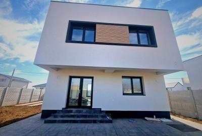 Casă individuală cu 4 camere în Berceni