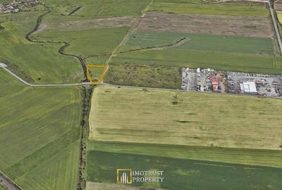 Teren de vanzare Arad - Potential industrial ridicat- 4981 mp - 3