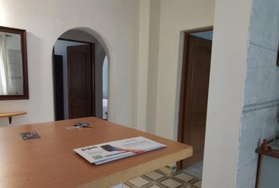 Apartament 3 camere, zona Bld. Unirii - 8
