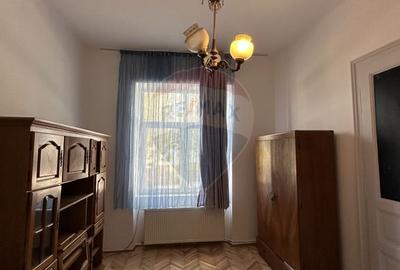 Apartament spațios în casă - 2