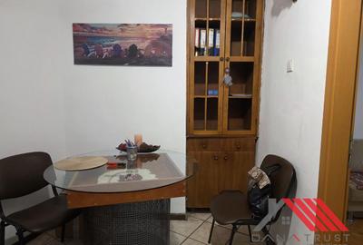 Ultracentral – Catedrala – 2 cam Decomandat – 330 euro - 16