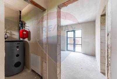 Casa într-un complex nou de 6 case înșiruite, 4 camere  zona centrala - 17