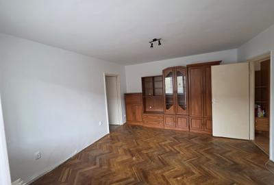 Vand apartament 2 camere et.2 Gojdu - 2