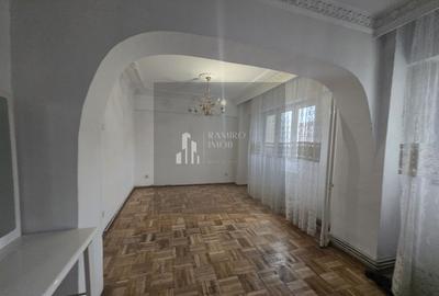 Apartament 104mp-utili 2bai centrala -an 1985 -Bd. Chisinau -Mega Mall - 4