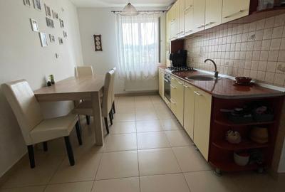 Apartament 3 camere | etaj 3/4 | bloc reabilitat | 74 mp utili- Central - 2