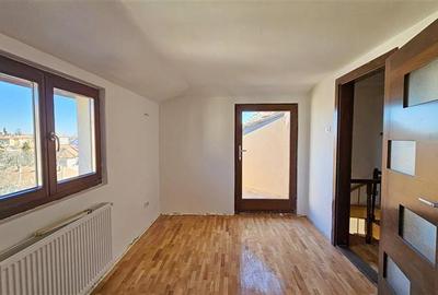 Apartament in asociatie, renovat, 6 cam 2 nivele cu garaj Elisabetin - 22