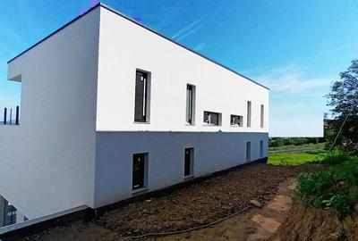 Casa noua ultra moderna, in  Europa, strada linistita, cu panorama ! - 16