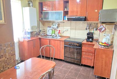 Vand apartament cu 4 camere in Deva, Crinilor, et 3, doua bai, balcon - 10