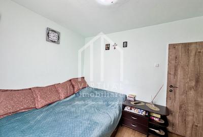 Apartament cu 2 camere, 43mp utili + balcon, etaj 4/8,  bloc cu lift - 8