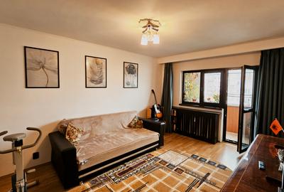 Apartament 3 Camere Tineretului | 2 Bai | Bloc 1980 | Necesita Renovare | - 1