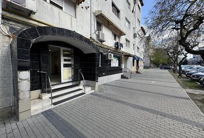Spatiu Comercial Piata Moldovei Focsani - Fosta FARMACIE - 2