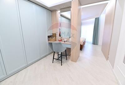 Proprietate premium în Filiași, locuință de lux cu spații comerciale - 13