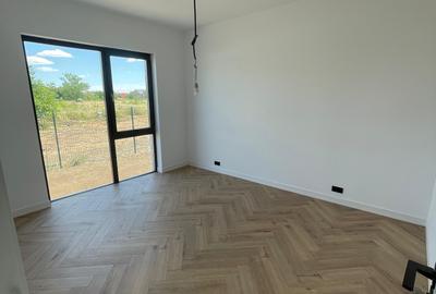 CASA INTIMA PE PARTER cu 4 CAMERE TIP MEDITERANEEAN - 14