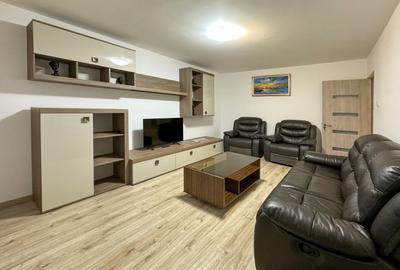 Apartament cu 2 camere decomandat, mobilat în Far