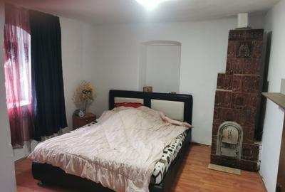 Casa de vanzare - localitatea Pielesti - 6