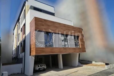 Casă individuală cu 5 camere în Gheorgheni