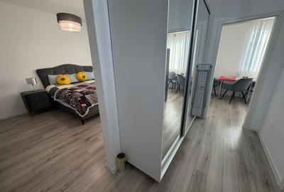 Garsonieră decomandată, mobilată în Regie