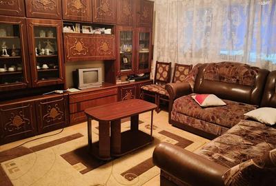 Apartament cu 2 camere decomandat în Radu Negru