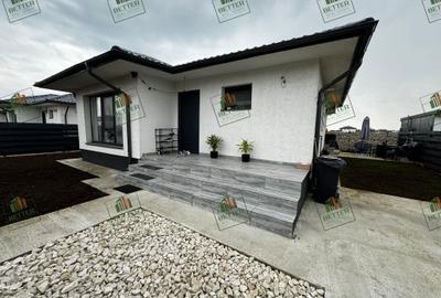 Casă cu 3 camere în Berceni