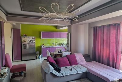 Apartament cu 2 camere decomandat, mobilat în Ultracentral