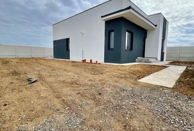 Casă individuală cu 4 camere în Berceni