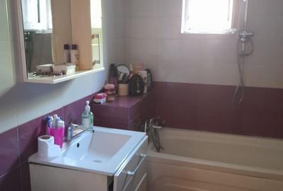 Ap 3 camere 60 mp + curte 18 mp și loc de parcare - 11