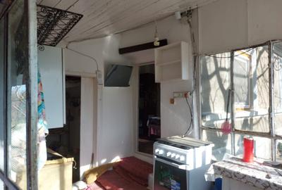 Casa cu curte spațioasă - 3